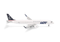 Herpa Wings LOT Polish Airlines Embraer E195  SP-LNQ